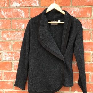 Guinevere curved collar asymmetric wool cardigan